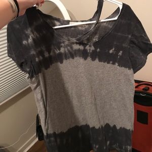 Francesca’s gray/black tie-die t-shirt